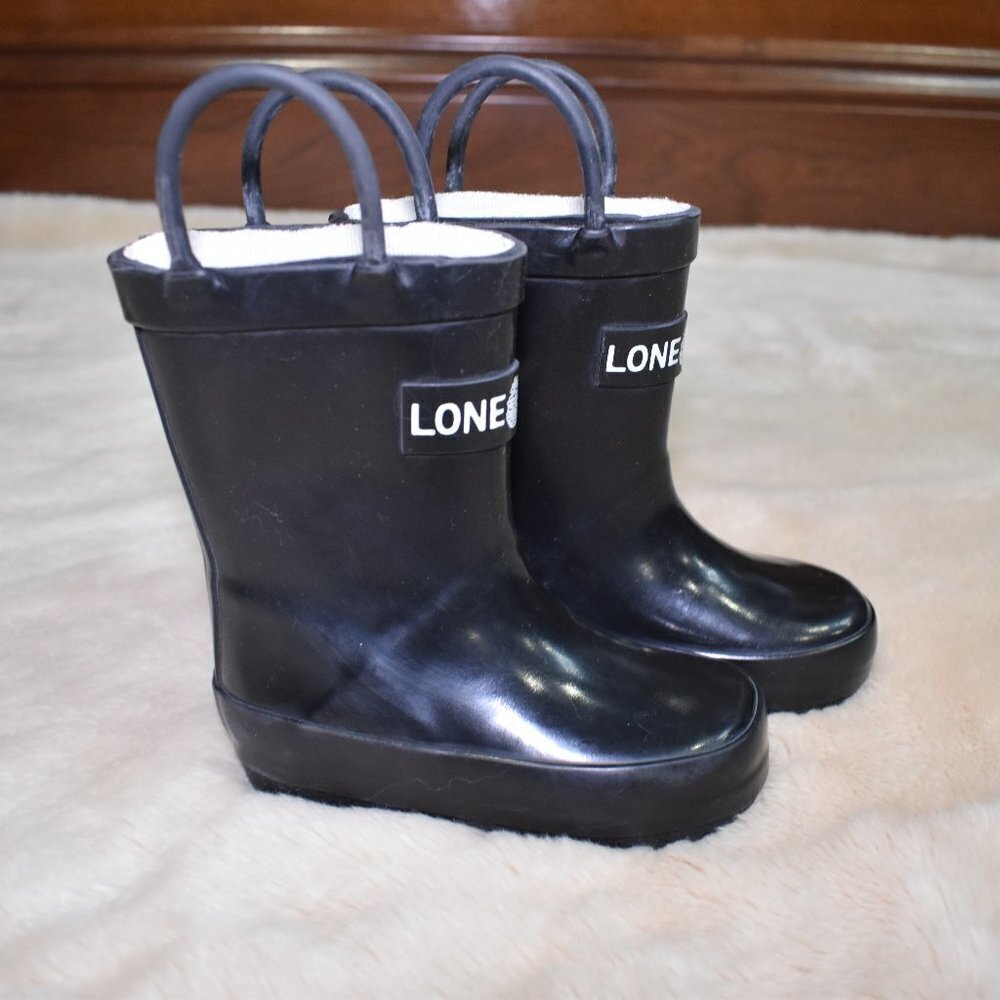 Kids Black Rain Boots Size 4 BPA Free Rubber Waterproof